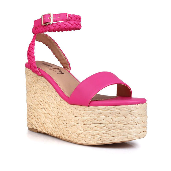 Privileged By J.c. Dossier Jalen Black Platform Ankle Bootie