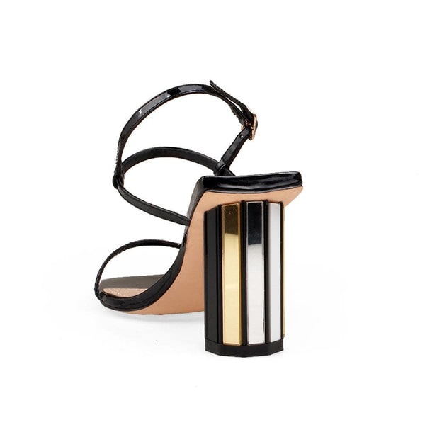 Privileged By J.c. Dossier Katness Black Patent Heel | Bold Statement