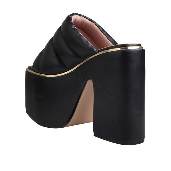 Privileged By J.c. Dossier Leisha Black Platform Heels