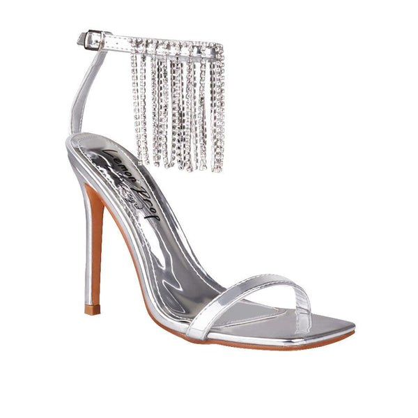 Privileged By J.c. Dossier Lilyco Silver Rhinestone Heel