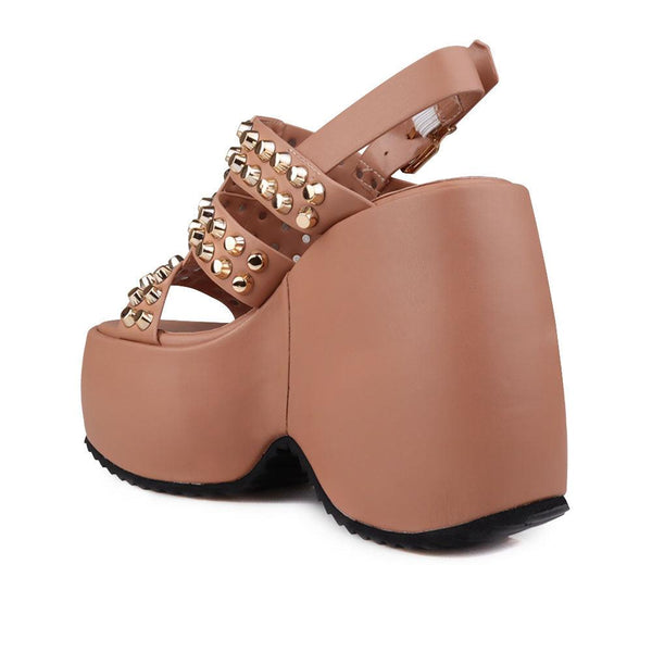 Privileged By J.c. Dossier London Peach Platform Heels