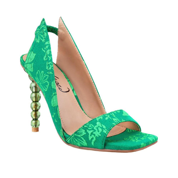 Privileged By J.c. Dossier Madona Prints Green Pearl Heel