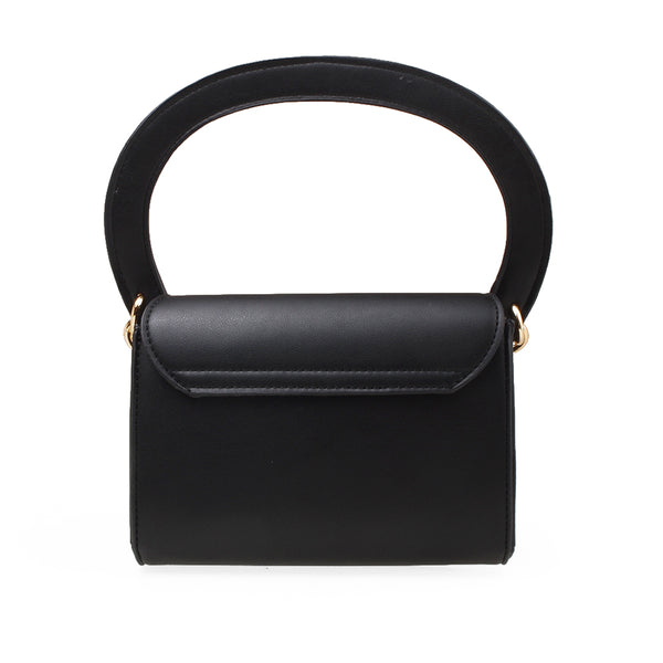 Privileged By J.c. Dossier Molly Black Handbag With Gold Chain