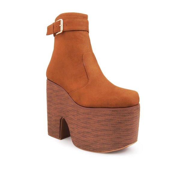 Privileged By J.c. Dossier Nekoma Brown Platform Bootie | Bold & Festival-Ready