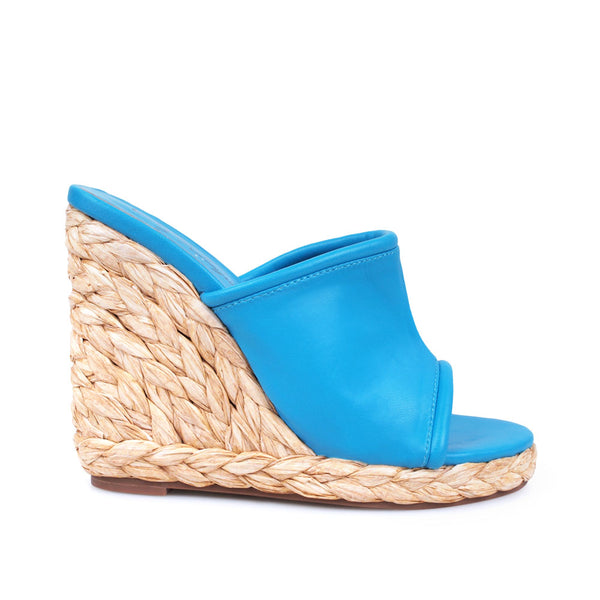 privileged by j.c. dossier Petals White Wedge Platform Sandals