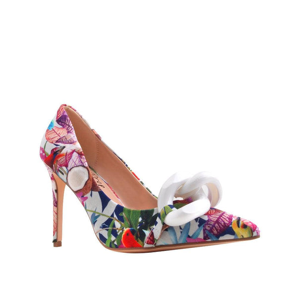 Privileged By J.c. Dossier Codera Floral Print Pump