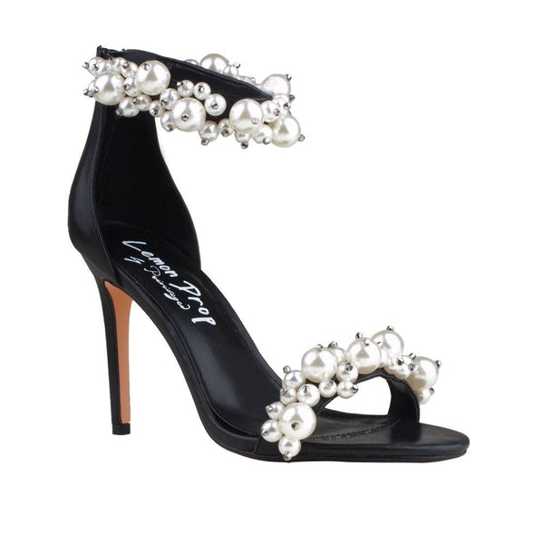 Privileged By J.c. Dossier Fulcrum Black Pearl Heel