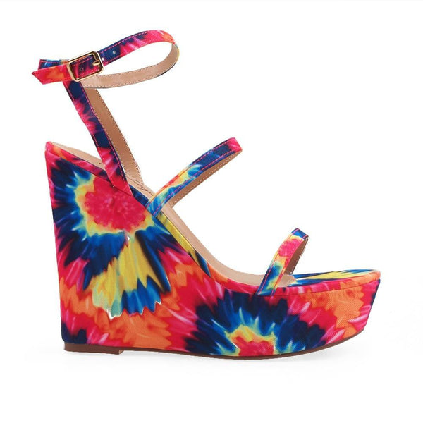 privileged by j.c. dossier Ixa Tie-Dye Wedge Heels