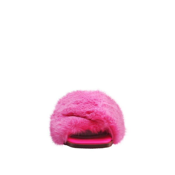 Privileged By J.c. Dossier Madihha Pink Furry Flats