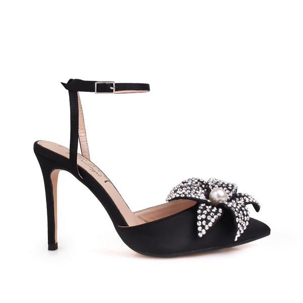 privileged by j.c. dossier Reseda Satin Ivory Heel
