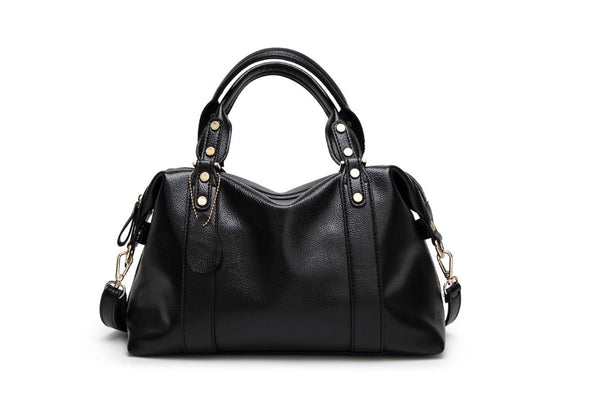 Privileged By J.c. Dossier Roda Red Strap Handbag