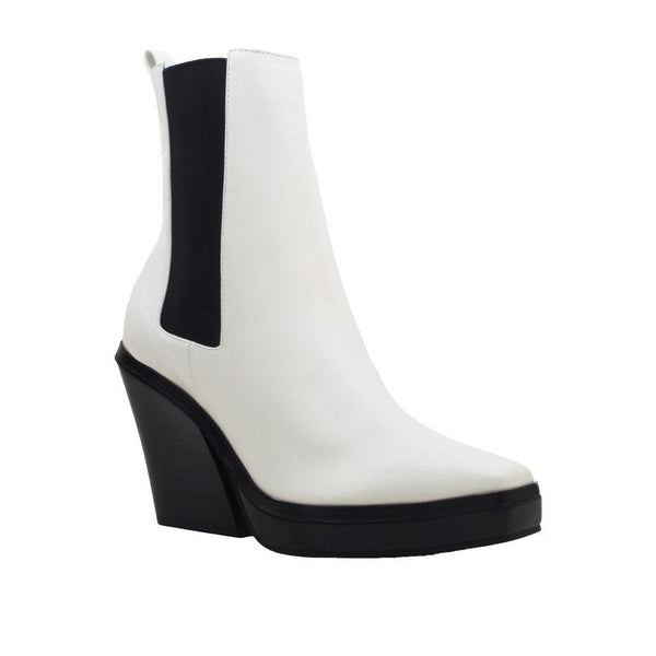 Privileged By J.c. Dossier Salena White Bootie With Platform Heel