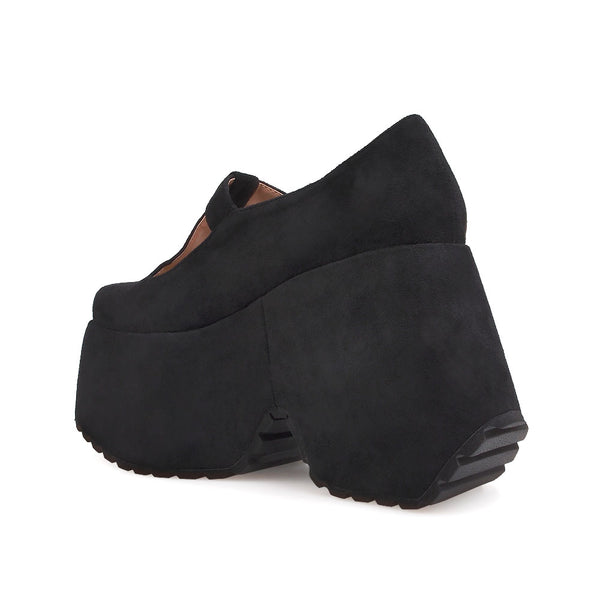 Privileged By J.c. Dossier Samara Platform Heels In Pink