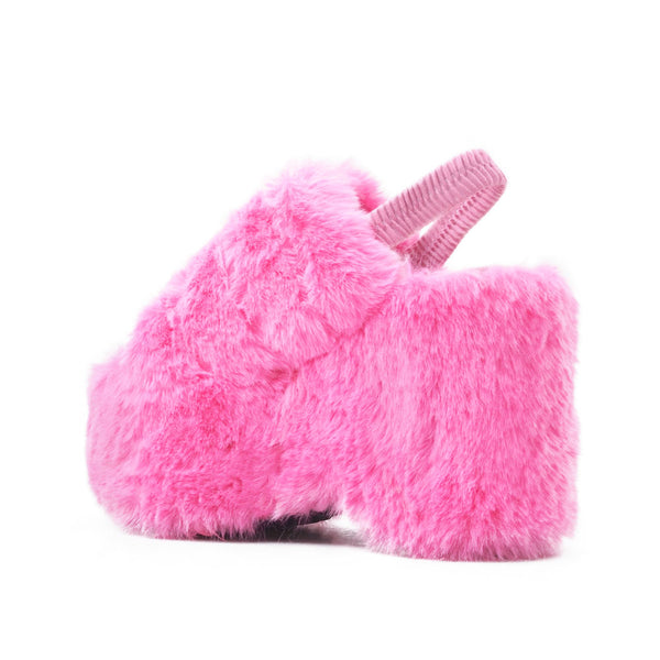 Privileged By J.c. Dossier Sequdia Pink Fuzzy Platform