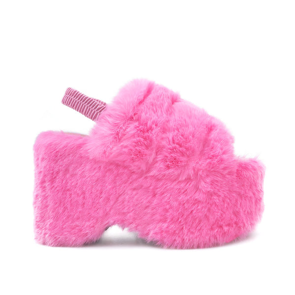 privileged by j.c. dossier Sequdia Pink Fuzzy Platform