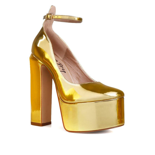 Privileged By J.c. Dossier Tellier Gold Platform Pump