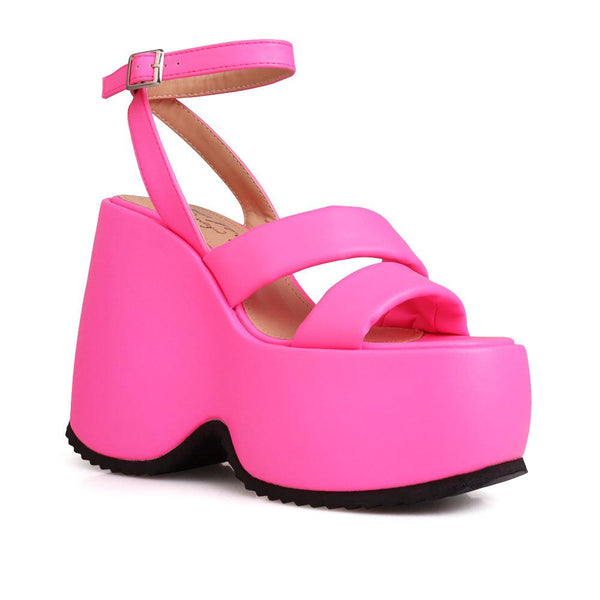 Privileged By J.c. Dossier Valentin Pink Platform Heels
