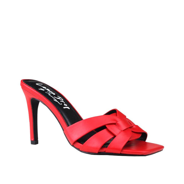 Privileged By J.c. Dossier Vandalia Red Heels - Bold Premium Style