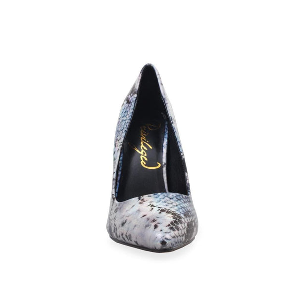 Privileged By J.c. Dossier Vivia Iridescent Pointed-Toe Pumps