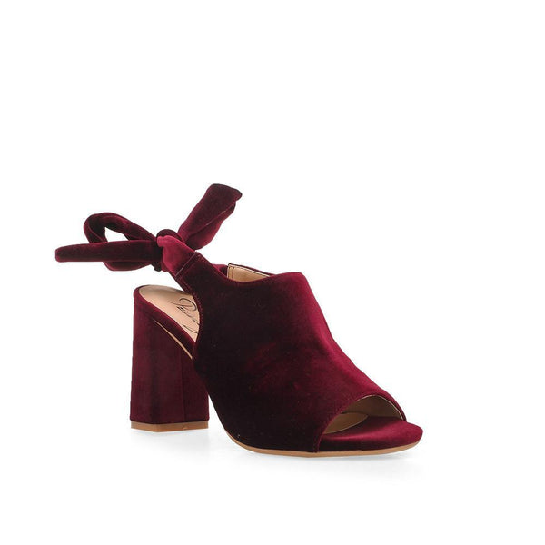 Privileged By J.c. Dossier Zenon Burgundy Velvet Heel