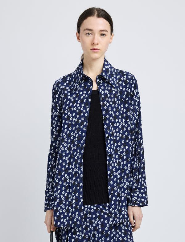 proenza schouler Proenza Schouler Emmeline Shirt in Printed Silk Viscose - Navy Multi