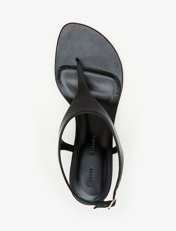Proenza Schouler Proenza Schouler Tee Thong Sandals In Slick Nappa - Black