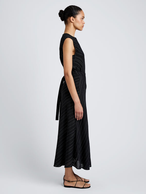 Proenza Schouler Proenza Schouler White Label Kaia Skirt In Woven Stripe Flou - Black/Chalk