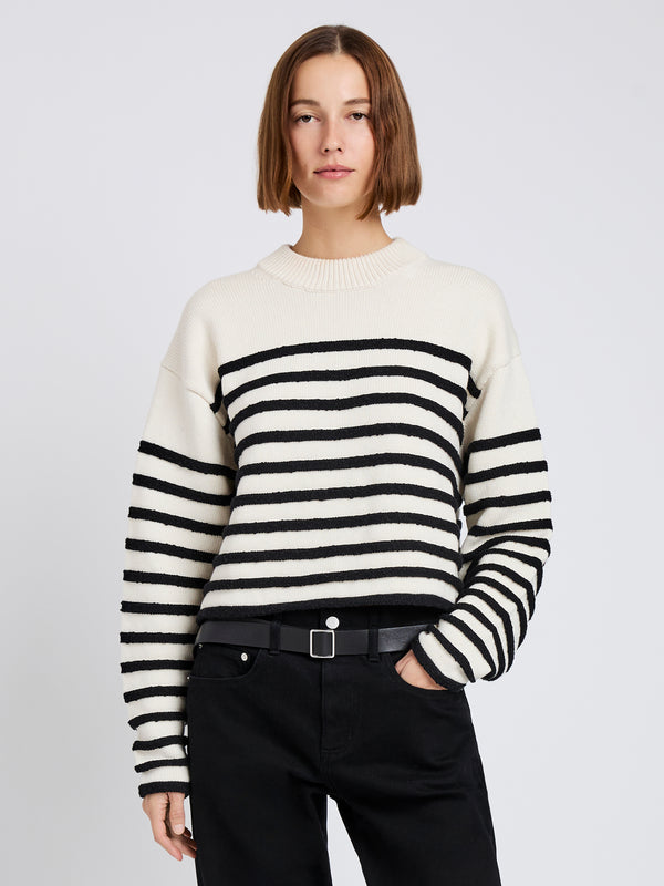 proenza schouler Proenza Schouler White Label Nia Sweater in Bobble Boucle - White/Black