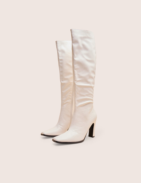 public desire Acquilla White Knee High Flared Boots