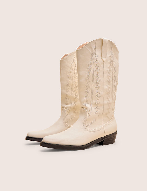 Public Desire Koboi White Western Flat Cowboy Boots