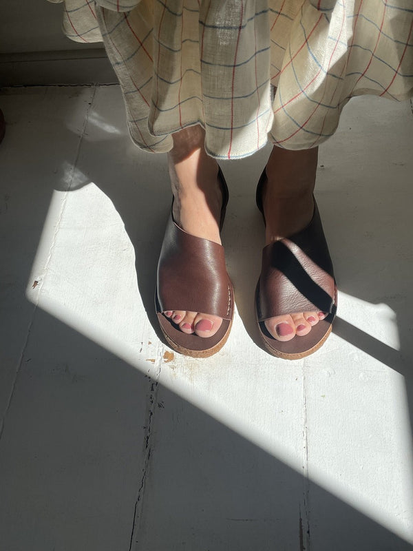 Punto Pigro SAN 81 CREPE – Sandals