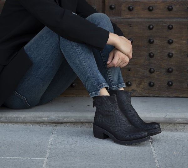 punto pigro TEXAS 03 CARVED BOOTS – Black