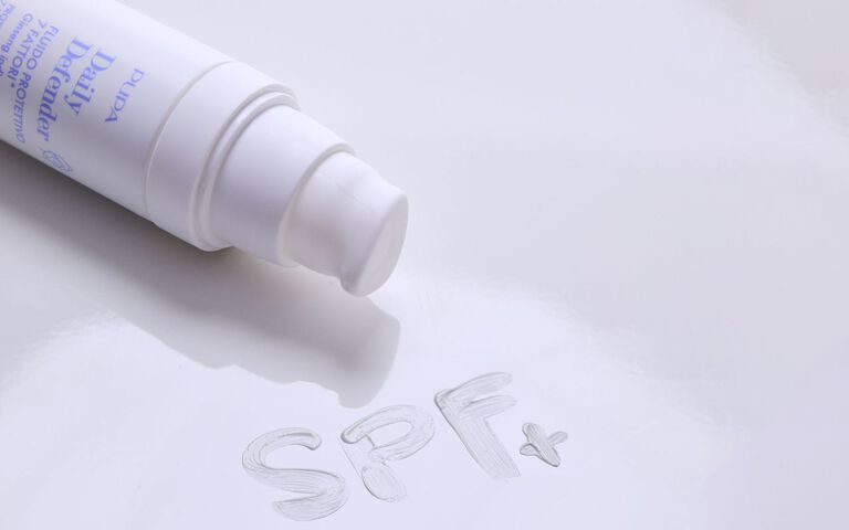 Pupa Milano Daily Defender Protective Fluid 7 Factors