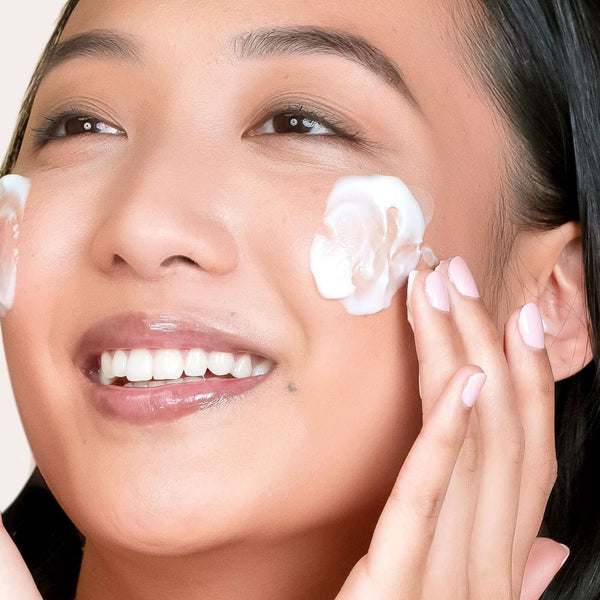 Pür Cosmetics 4-in-1 Cloud Cream Gel-to-Water Hydrating Essence Moisturizer Mini