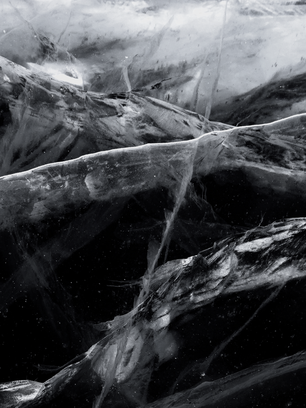 Pura Black Frost