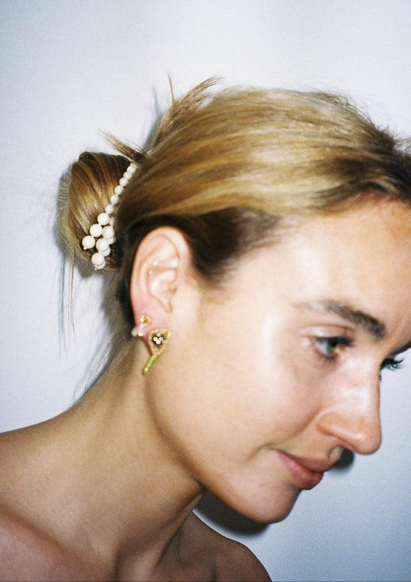 Pura Utz Brown Flor Huggie