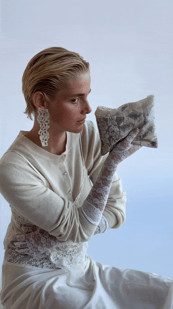 Pura Utz Lace Clutch