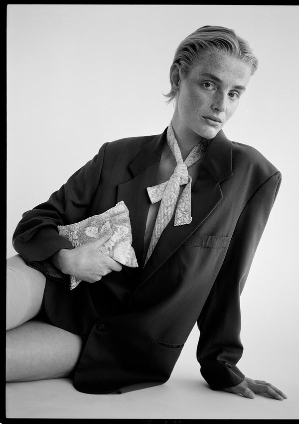 pura utz Lace Clutch