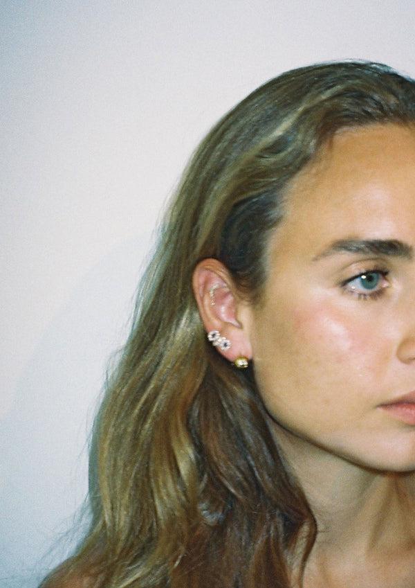 Pura Utz Pink Flower Ear Stick