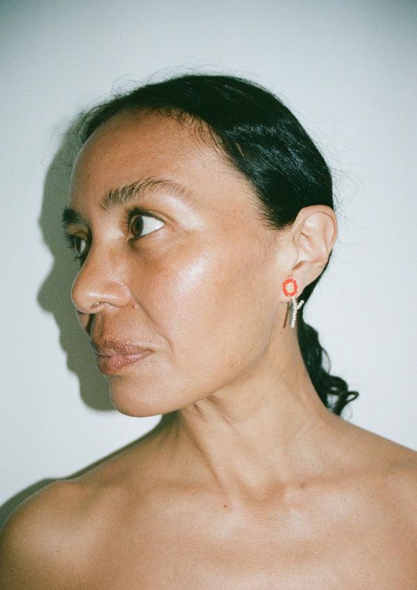 Pura Utz Red Flor Ear Stick