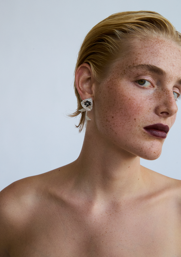 Pura Utz Silver Poppy Ear Stick