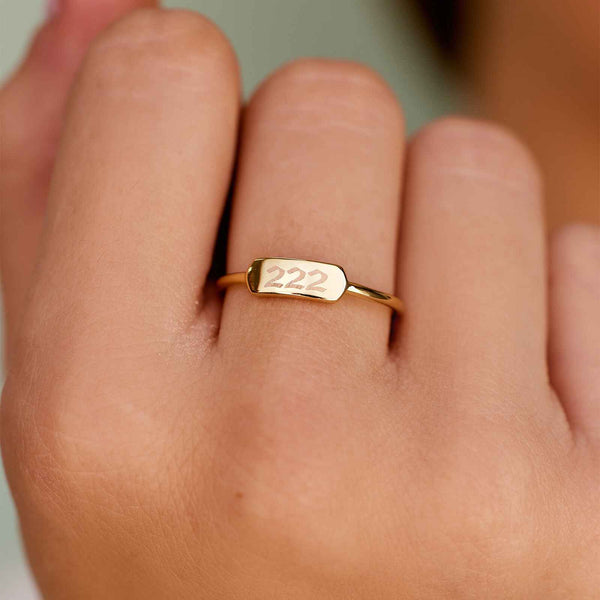 Pura Vida Engravable Bar Ring