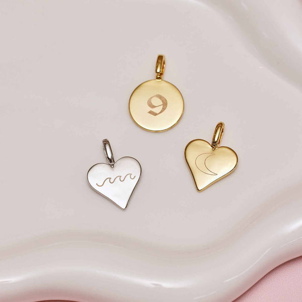 Pura Vida Engravable Heart Harper Charm