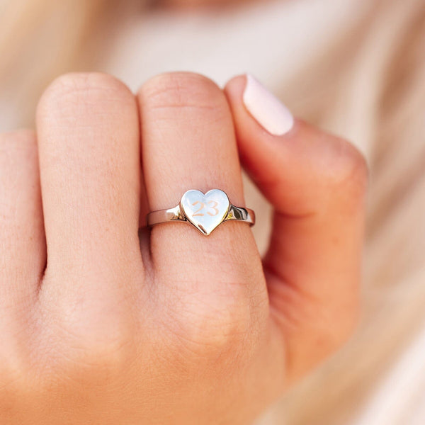 Pura Vida Engravable One Heart Ring