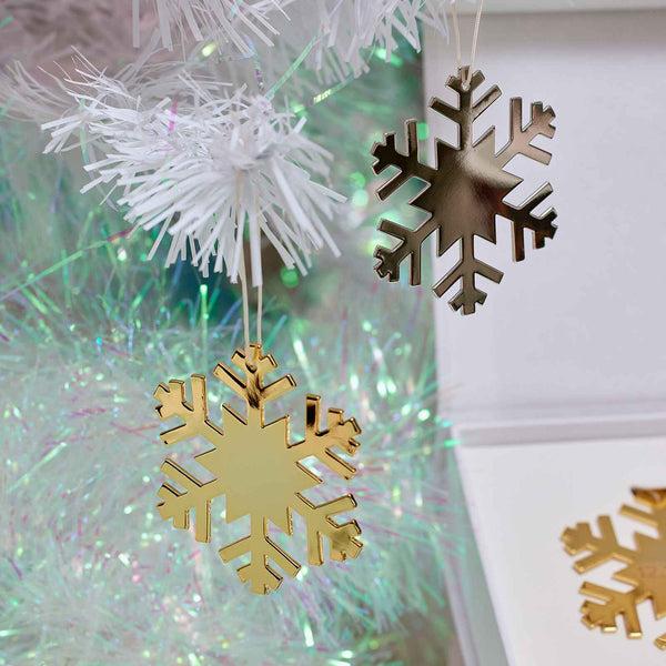 Pura Vida Engravable Snowflake Ornament