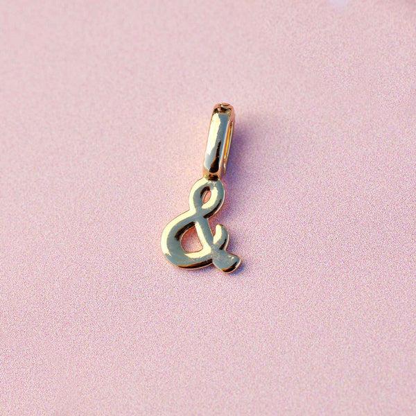 Pura Vida Harper Ampersand Charm
