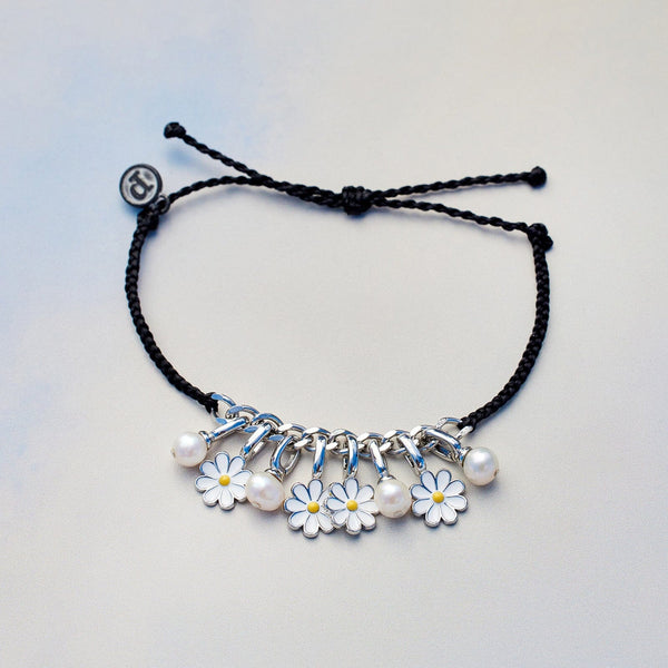 Pura Vida Harper Daisy Charm