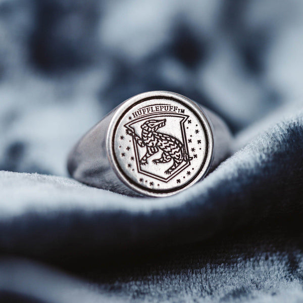 Pura Vida Hufflepuff™ Class Ring
