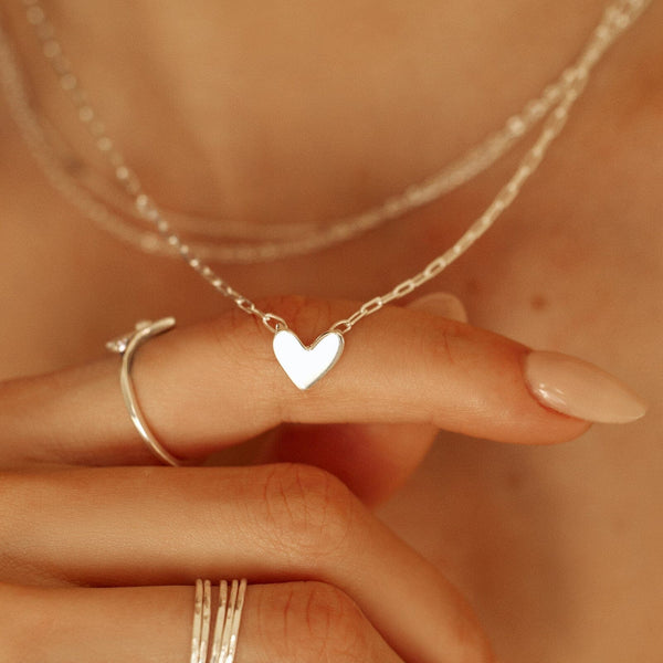 Pura Vida Tiny Heart Choker