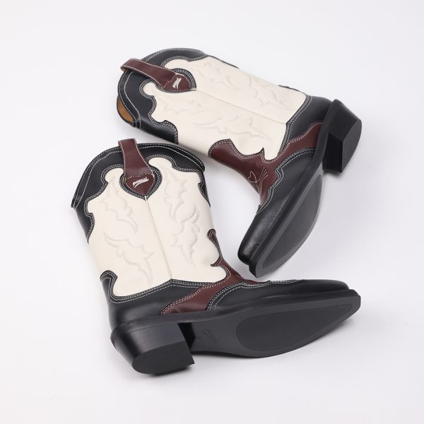 Puraai COB Vegan Leather White Black And Brown With Embroidery. Outsole Black.COB